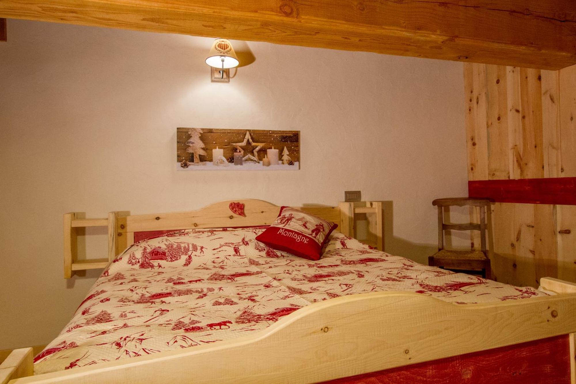 Maison Peroulaz Charvensod Δωμάτιο φωτογραφία