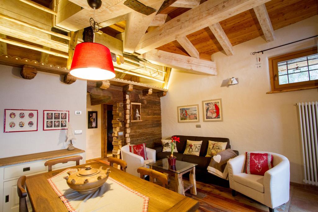Maison Peroulaz Charvensod Δωμάτιο φωτογραφία
